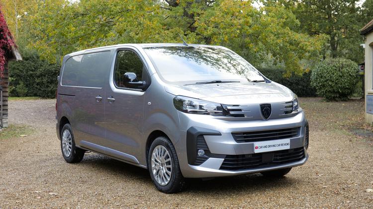 1.5 BlueHDi 120 Professional Van